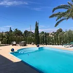 Bozena Denia